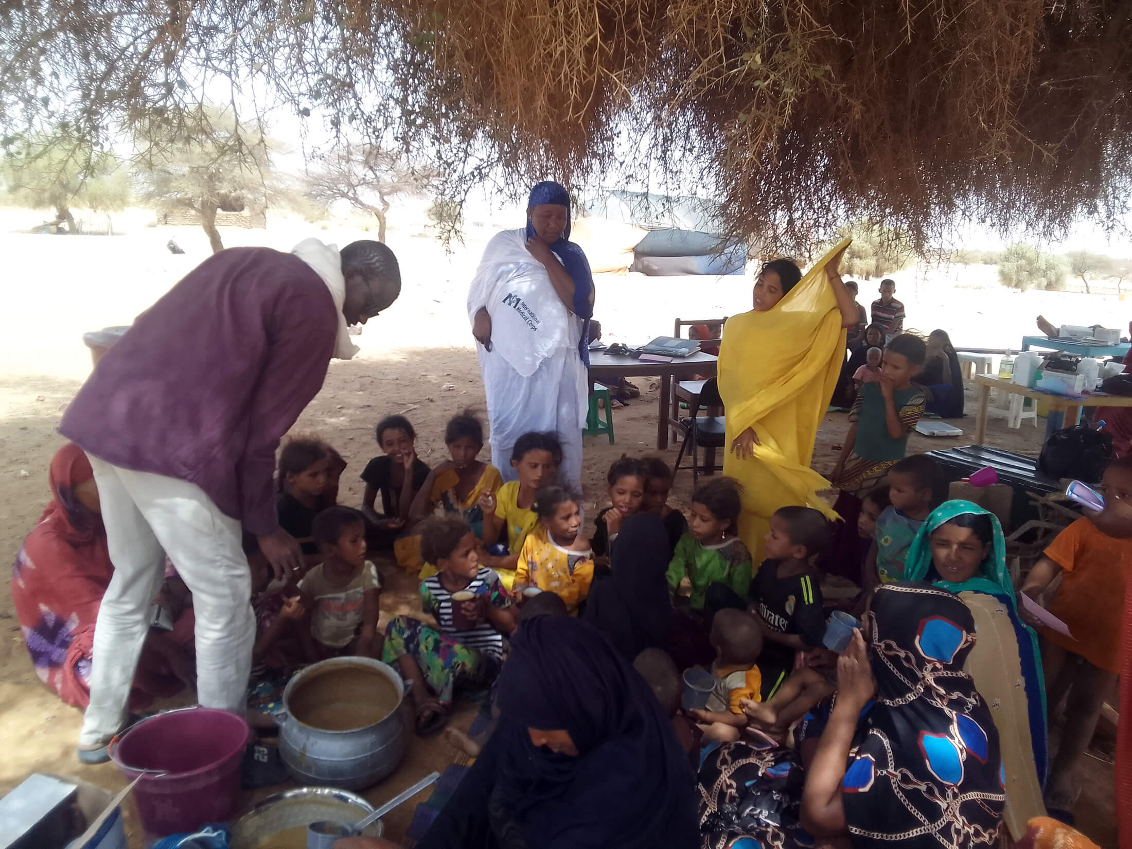 Cooking-demonstration_MMU_TBK Staff from the Timbuktu MMU conduct a cooking demonstration.