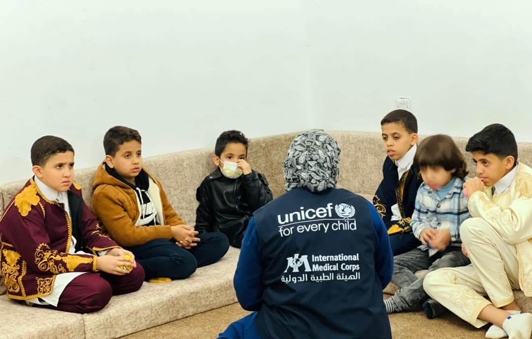 LIB_1714064429730 Dr. Rowayda conducts hygiene awareness sessions with the Red Crescent at Derna Community Center.