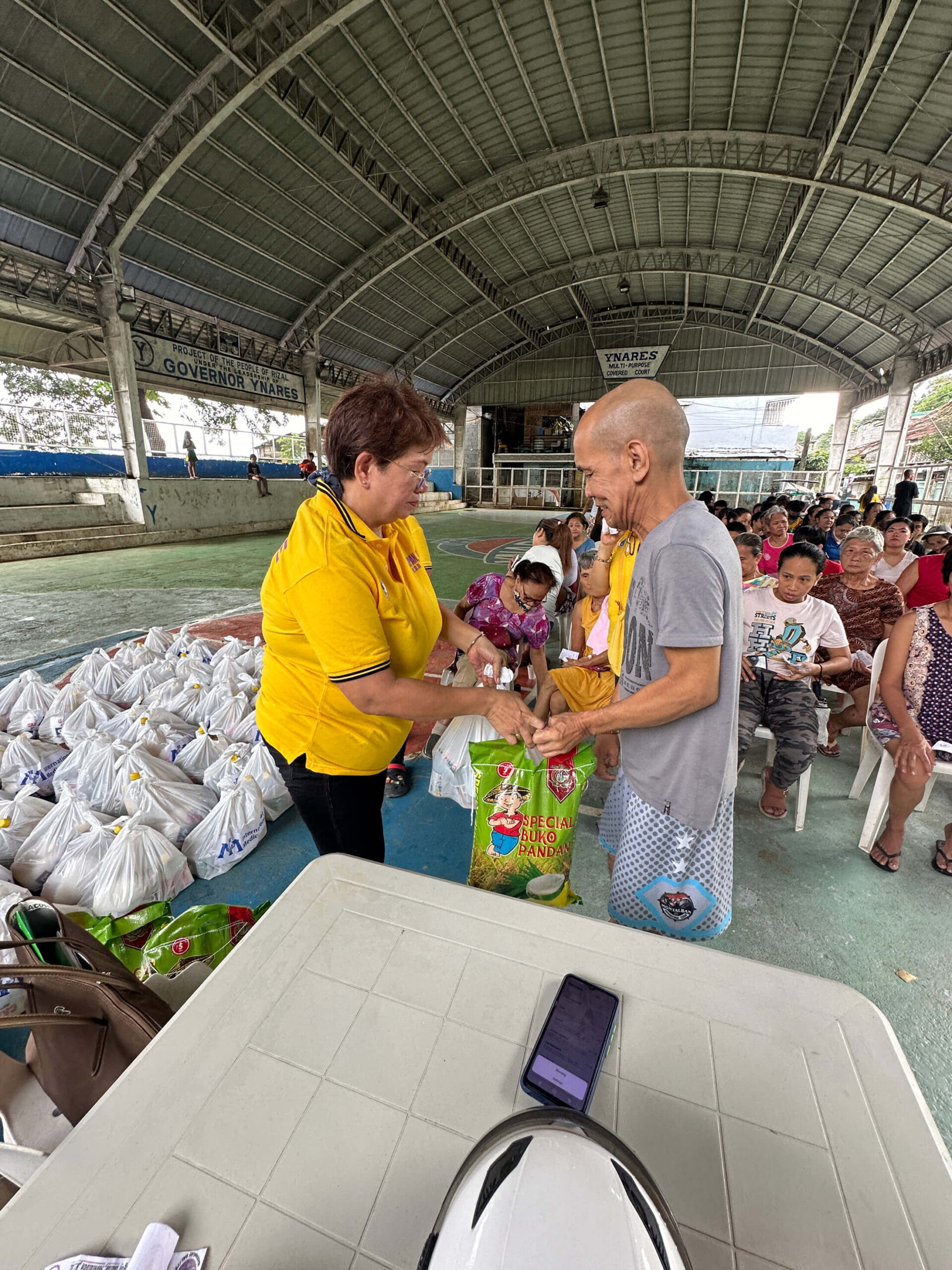 PHIL_IMG_5655 People in typhoon-affected communities receive food and hygiene kits from our teams.