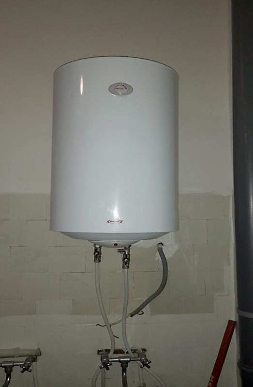 International Medical Corps donated a boiler to a shelter hosting 200 internally displaced persons in Krivyi Rih, a city in Dnipro oblast.