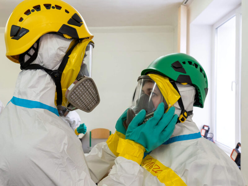 International Medical Corps and the Harvard Humanitarian Initiative (HHI) have trained thousands of Ukrainian health workers through an emergency-care and trauma-management training program.