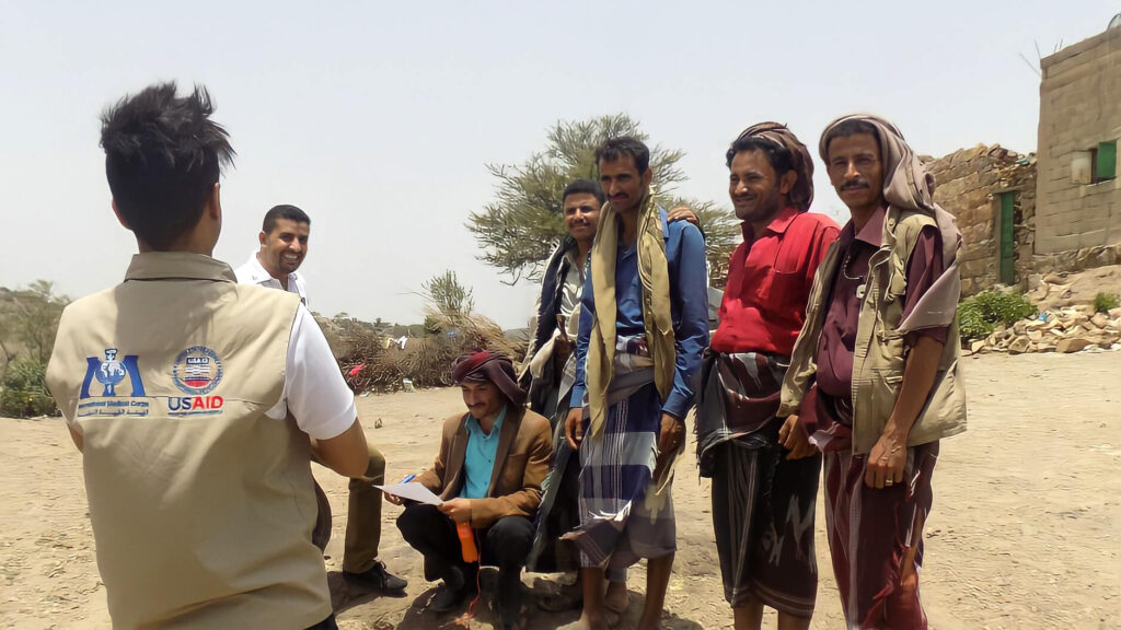 Fayad meets with small group of community leaders in Taizz Governorate’s Mawiyah District to discuss the community’s WASH needs.